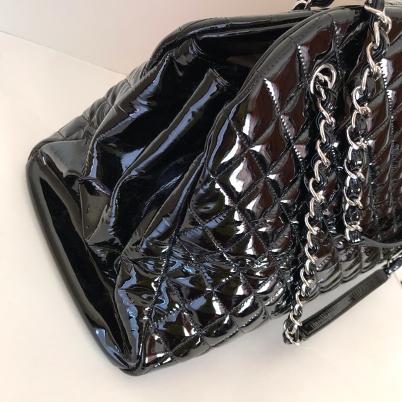 Chanel Quilted Patent Leather Maxi/XL Tote Handbag - Picture 5 of 9